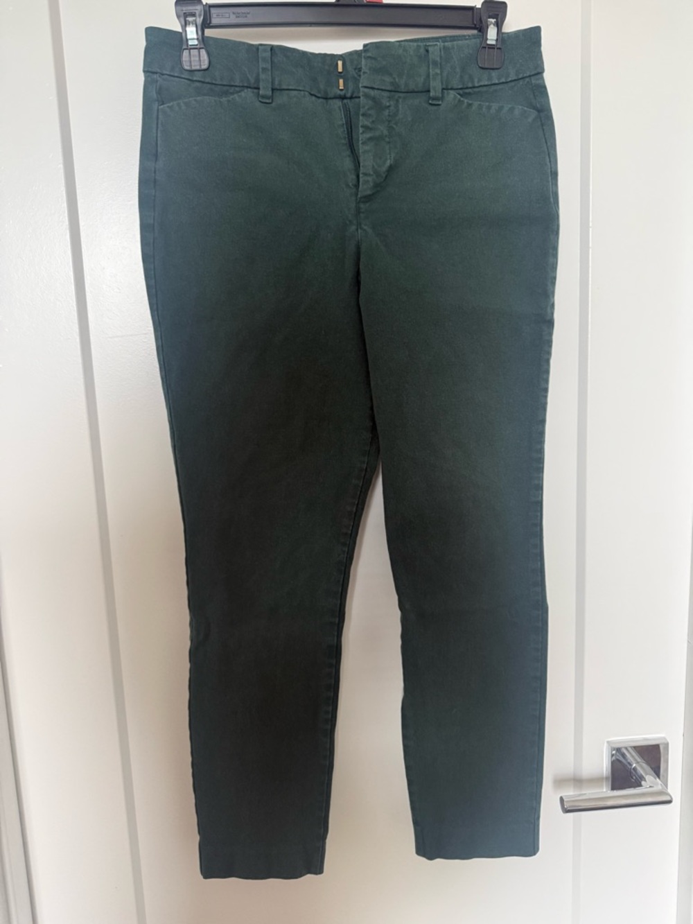 Old Navy Straight Leg Pixie Pant in Deep Green